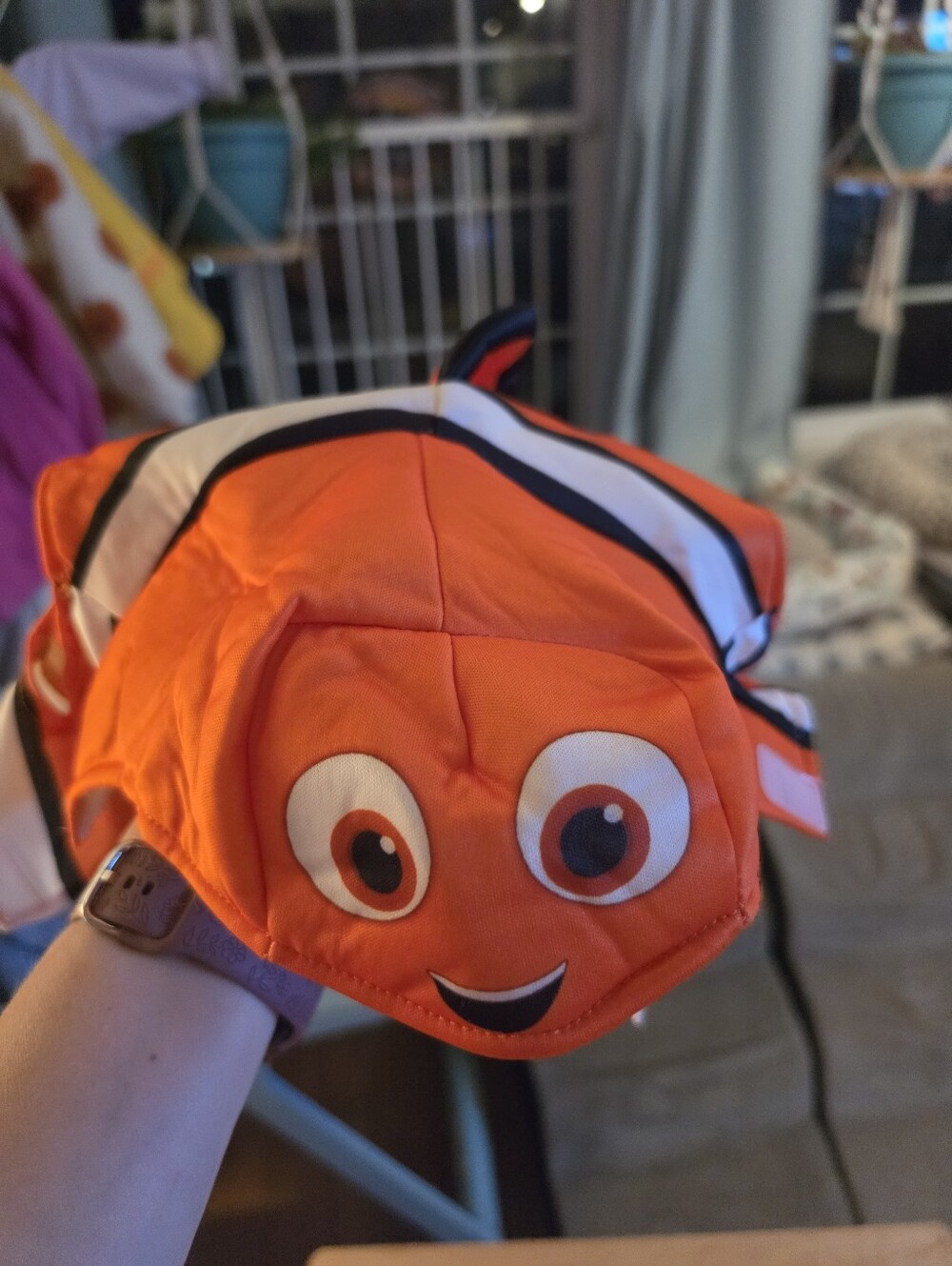 Finding Nemo Halloween costume for dog size M